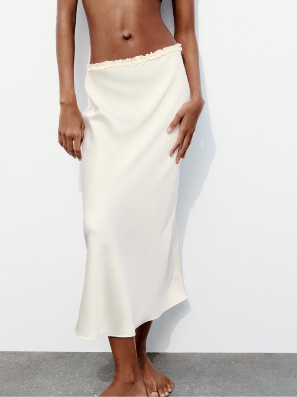 Zara Cream Satin Effect Maxi Slip Skirt with Scalloped Waist